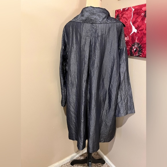Eleven Stitch Design Elegant Oversized Grey Lightweight Coat, size M - Picture 4 of 9